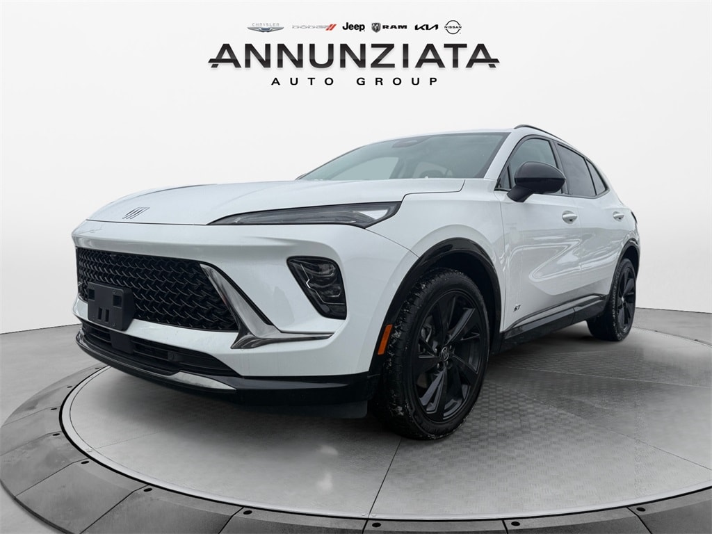 2024 Buick Envision Sport Touring's photo