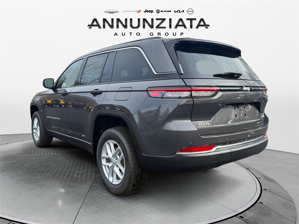 New 2025 Jeep Grand Cherokee Laredo X Sport Utility