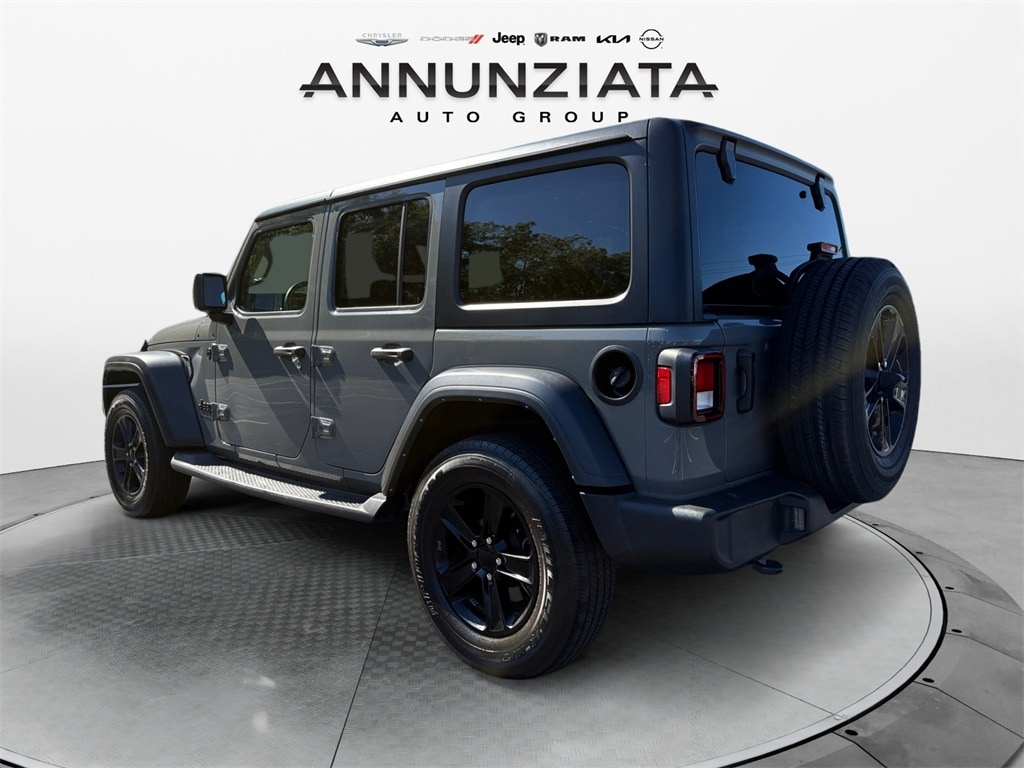 Used 2022 Jeep Wrangler Unlimited Sport Altitude SUV