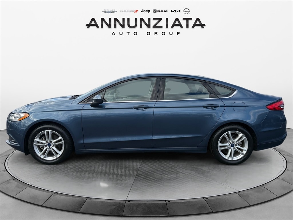 Used 2018 Ford Fusion SE Sedan
