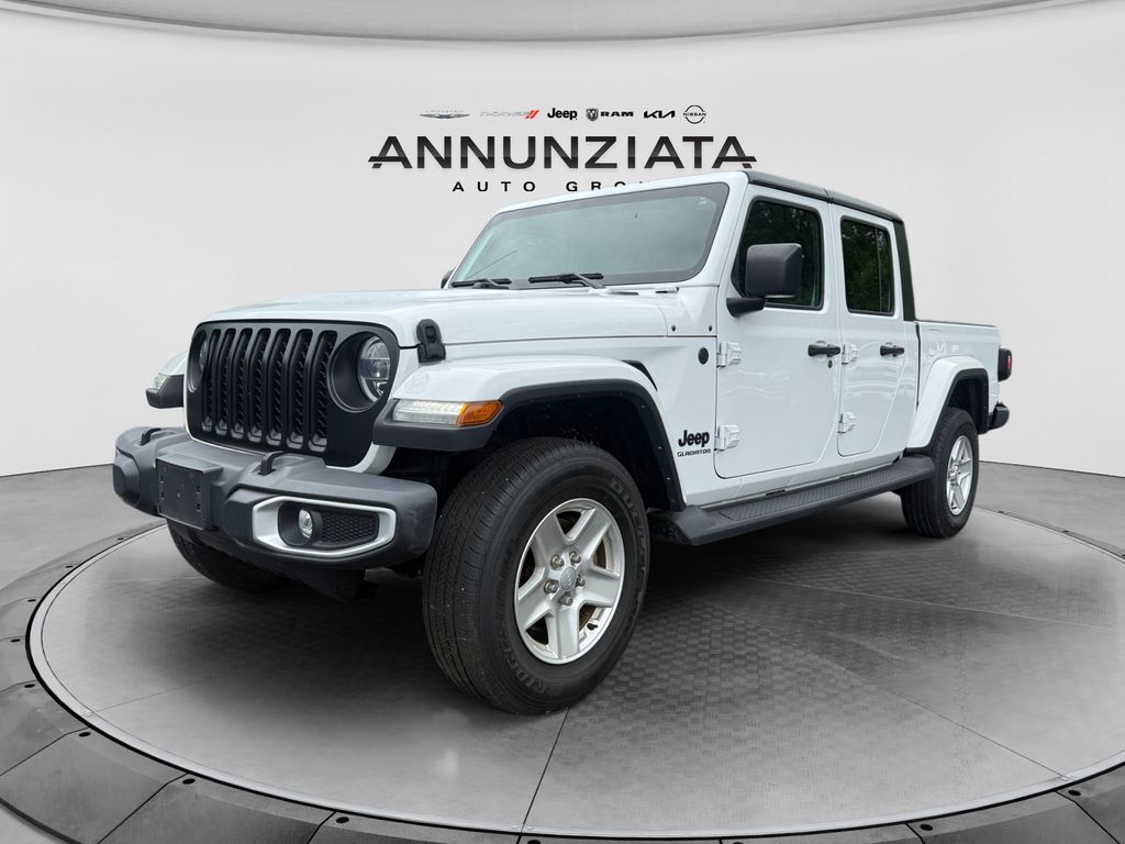 2022 Jeep Gladiator Sport S's photo