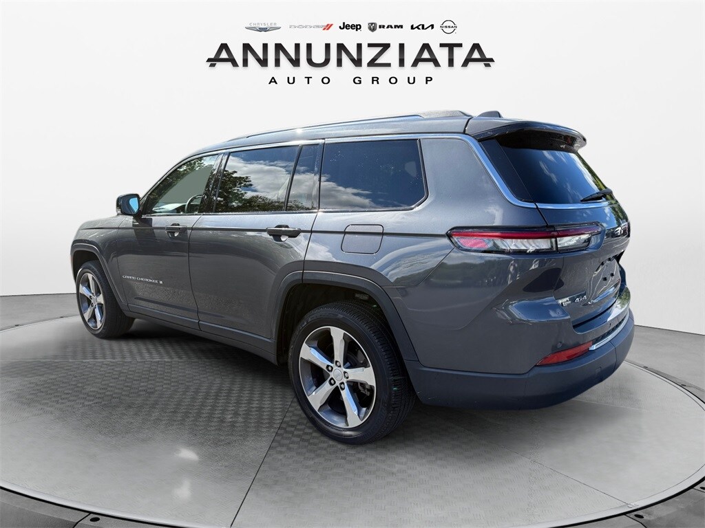 2021 Jeep Grand Cherokee Limited photo 2