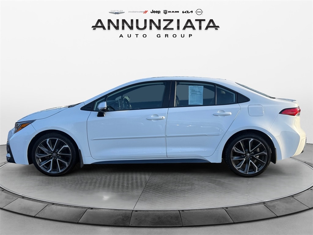 Used 2021 Toyota Corolla SE Sedan