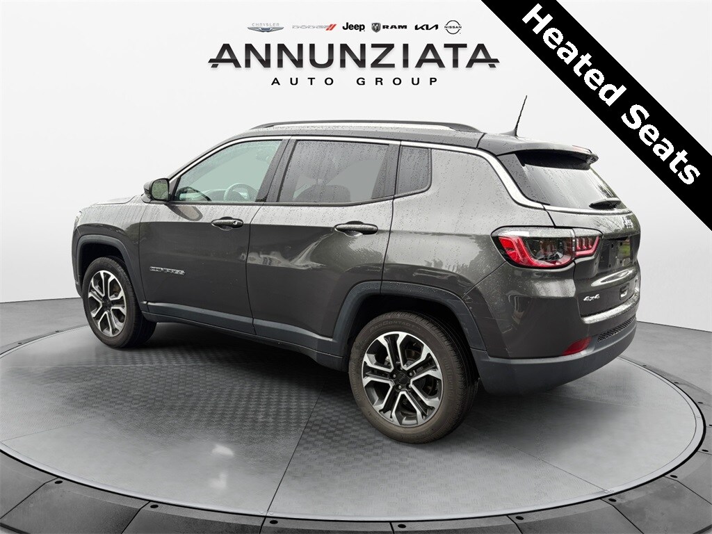 2022 Jeep Compass Limited photo 2