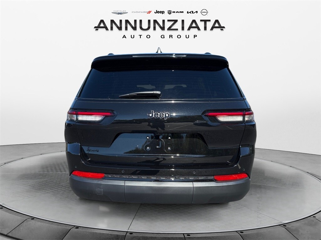 2025 Jeep Grand Cherokee Altitude X photo 3