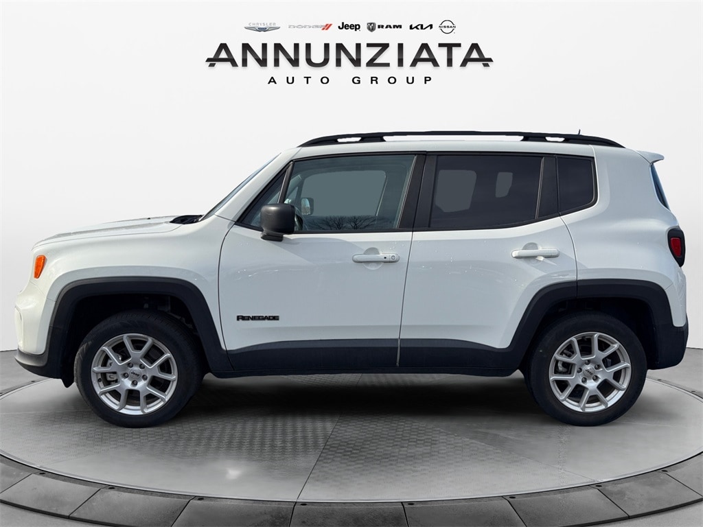 Used 2022 Jeep Renegade Latitude SUV