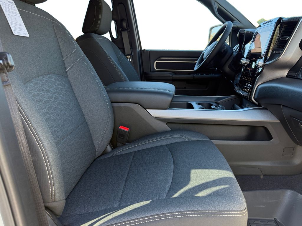 2026 RAM 2500 Big Horn - Photo 15