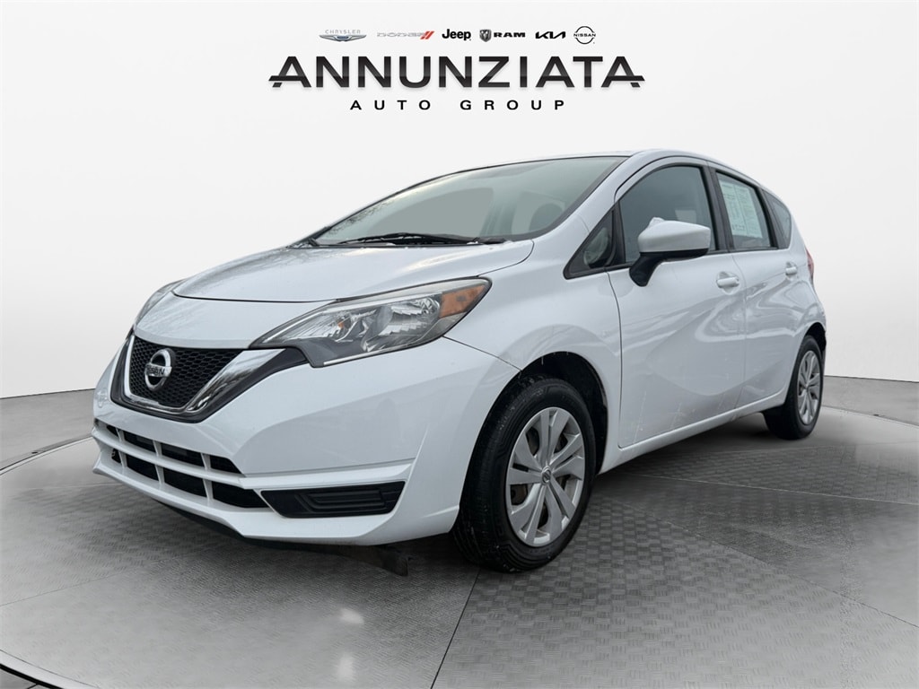 2019 Nissan Versa Note SV's photo