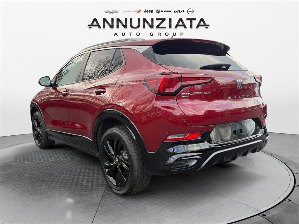 2024 Buick Encore GX Sport Touring photo 3
