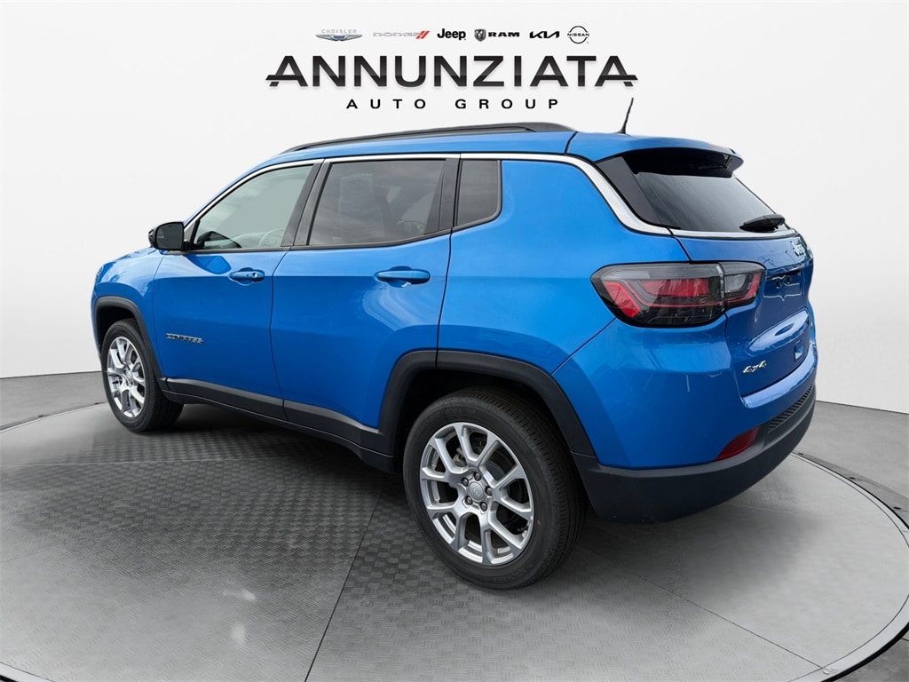 Used 2023 Jeep Compass Latitude Lux SUV