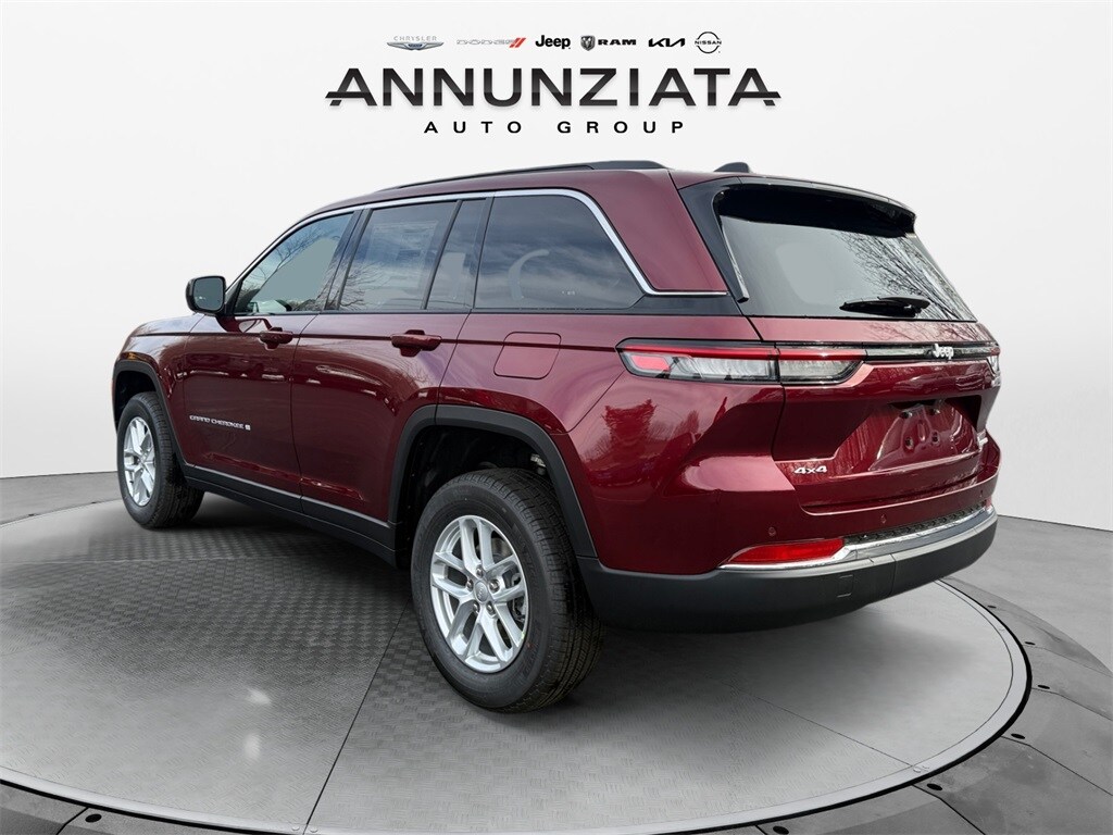 New 2025 Jeep Grand Cherokee Laredo X Sport Utility