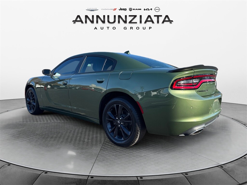 2020 Dodge Charger SXT photo 3