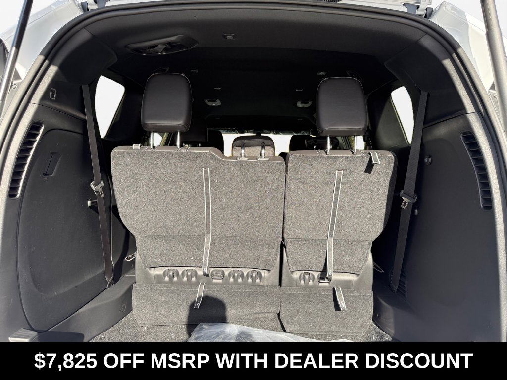 2026 Chrysler Pacifica Select - Photo 18