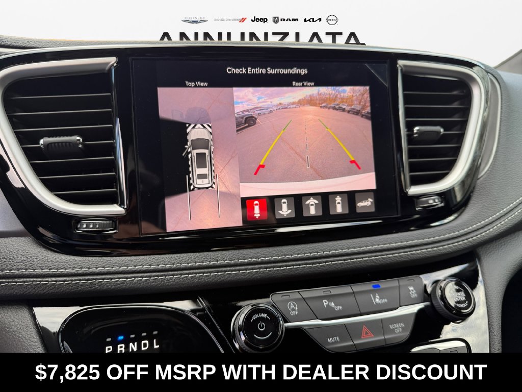2026 Chrysler Pacifica Select - Photo 23