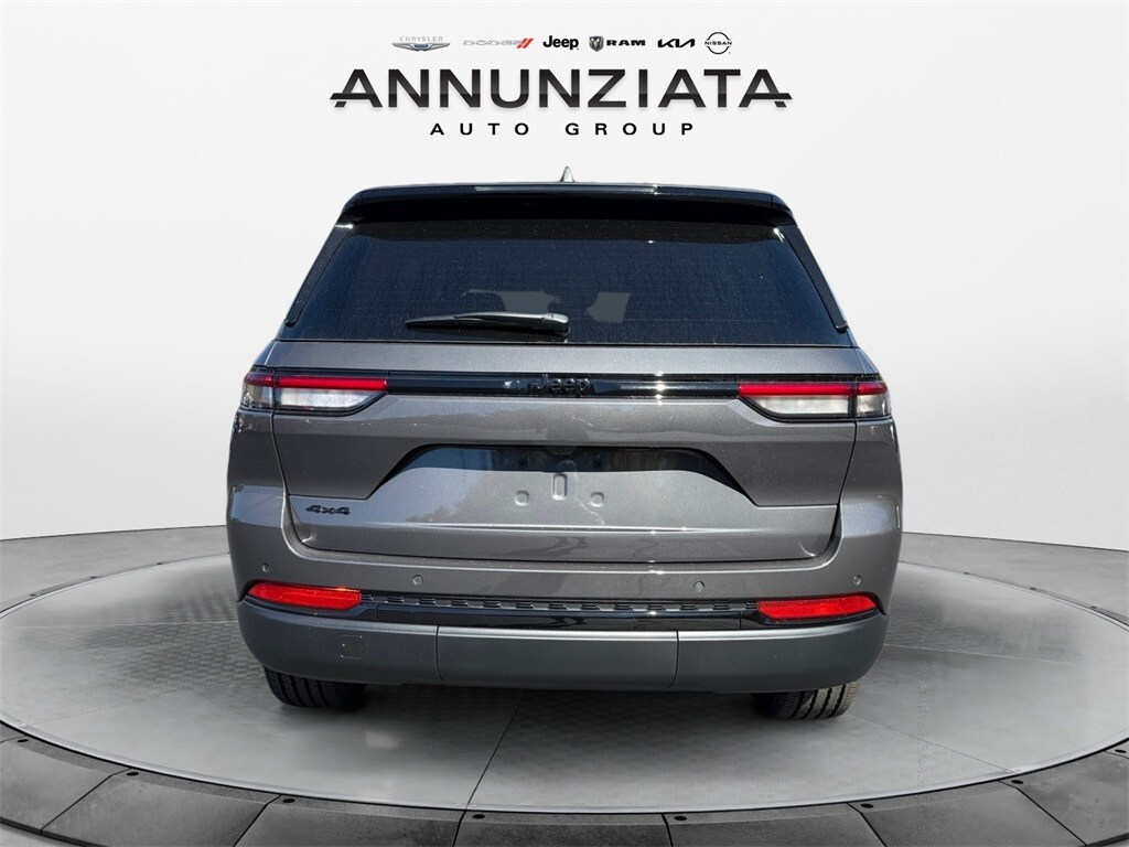 2025 Jeep Grand Cherokee Altitude X photo 3