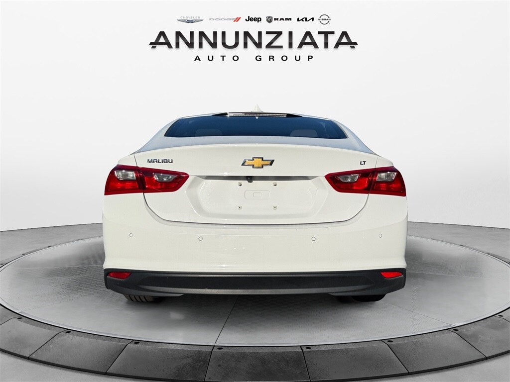 2024 Chevrolet Malibu 1LT photo 4