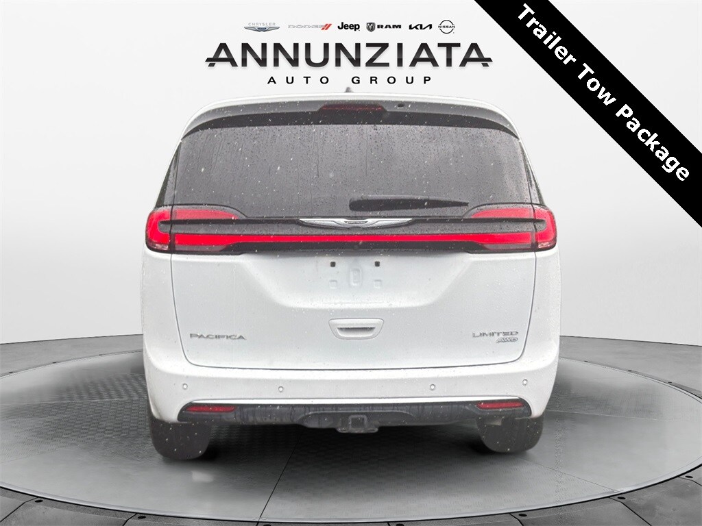 2023 Chrysler Pacifica Limited photo 4