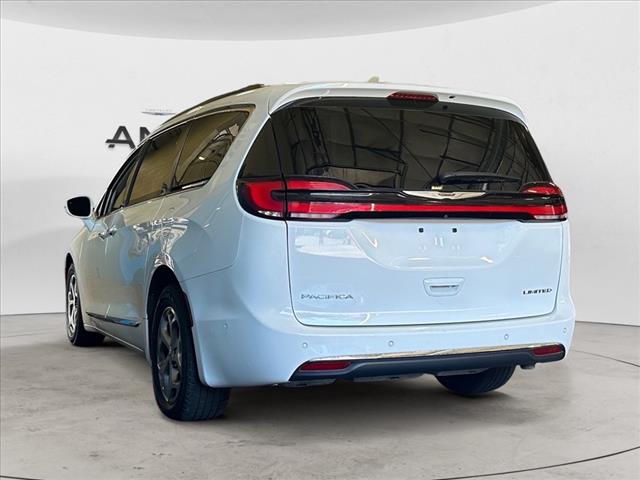 Certified 2022 Chrysler Pacifica Limited with VIN 2C4RC1GG4NR182239 for sale in Port Jervis, NY