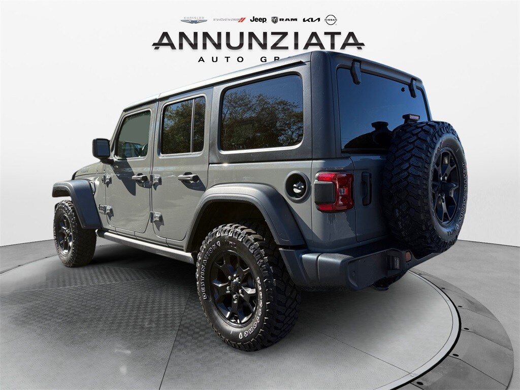 2022 Jeep Wrangler Unlimited Willys photo 3