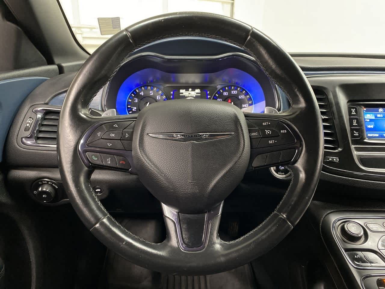 Thumbnail: 2015 Chrysler 200 - 20