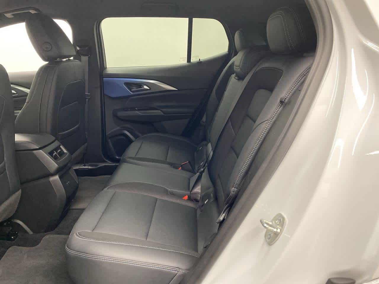 Thumbnail: 2025 Chevrolet Equinox - 16