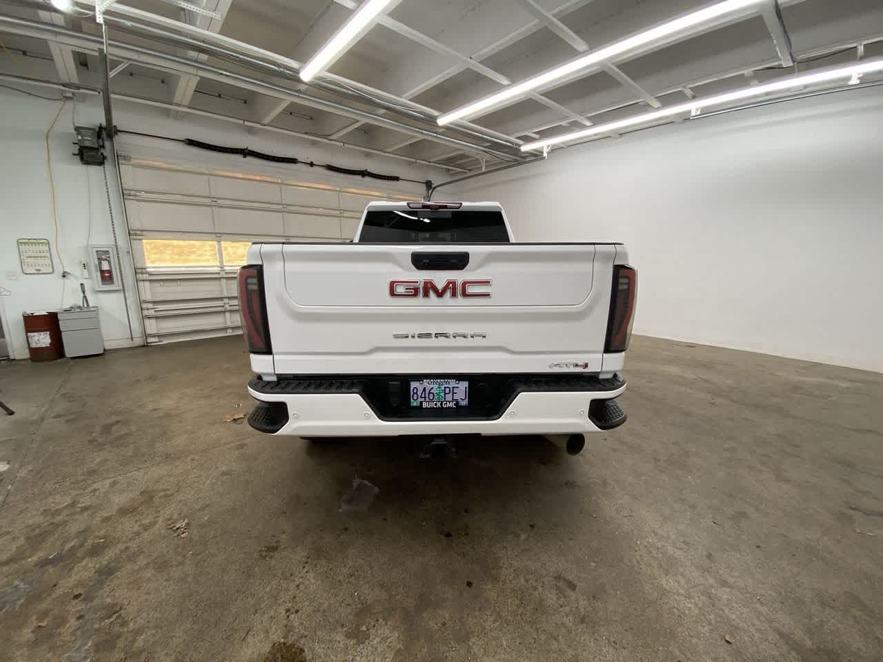 Thumbnail: 2024 GMC Sierra 3500 - 5