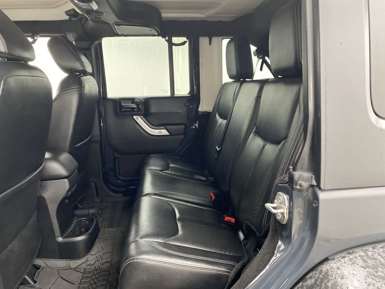 Thumbnail: 2017 Jeep Wrangler - 17