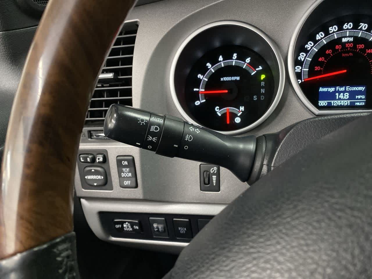 Thumbnail: 2013 Toyota Tundra - 23