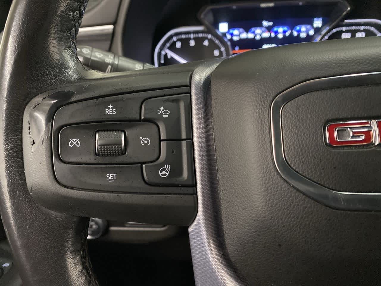 Thumbnail: 2021 GMC Yukon XL - 20