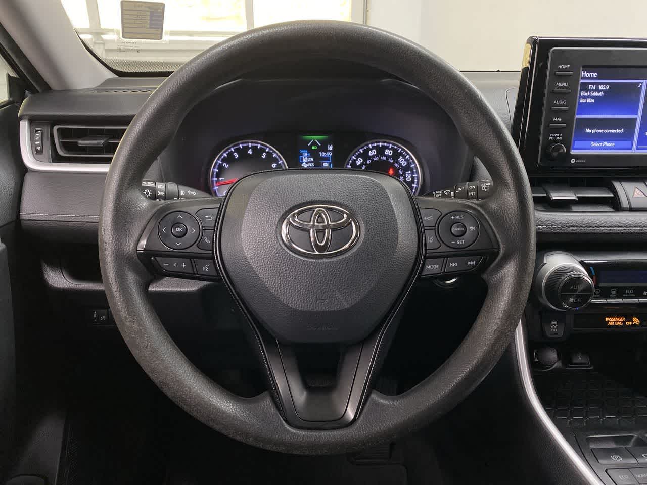 Thumbnail: 2021 Toyota RAV4 - 20