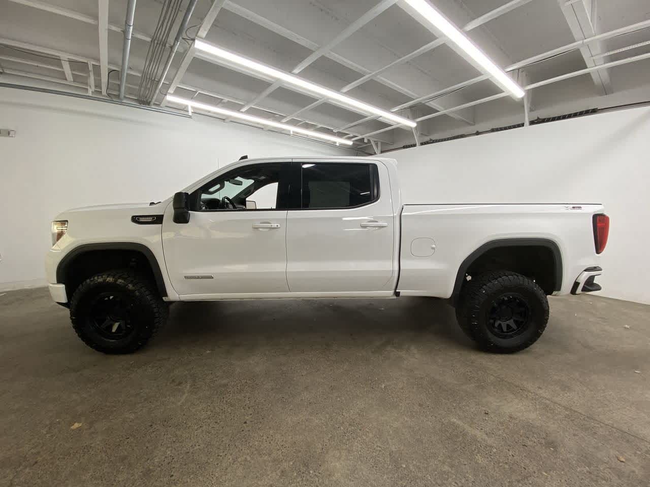 Thumbnail: 2021 GMC Sierra 1500 - 3