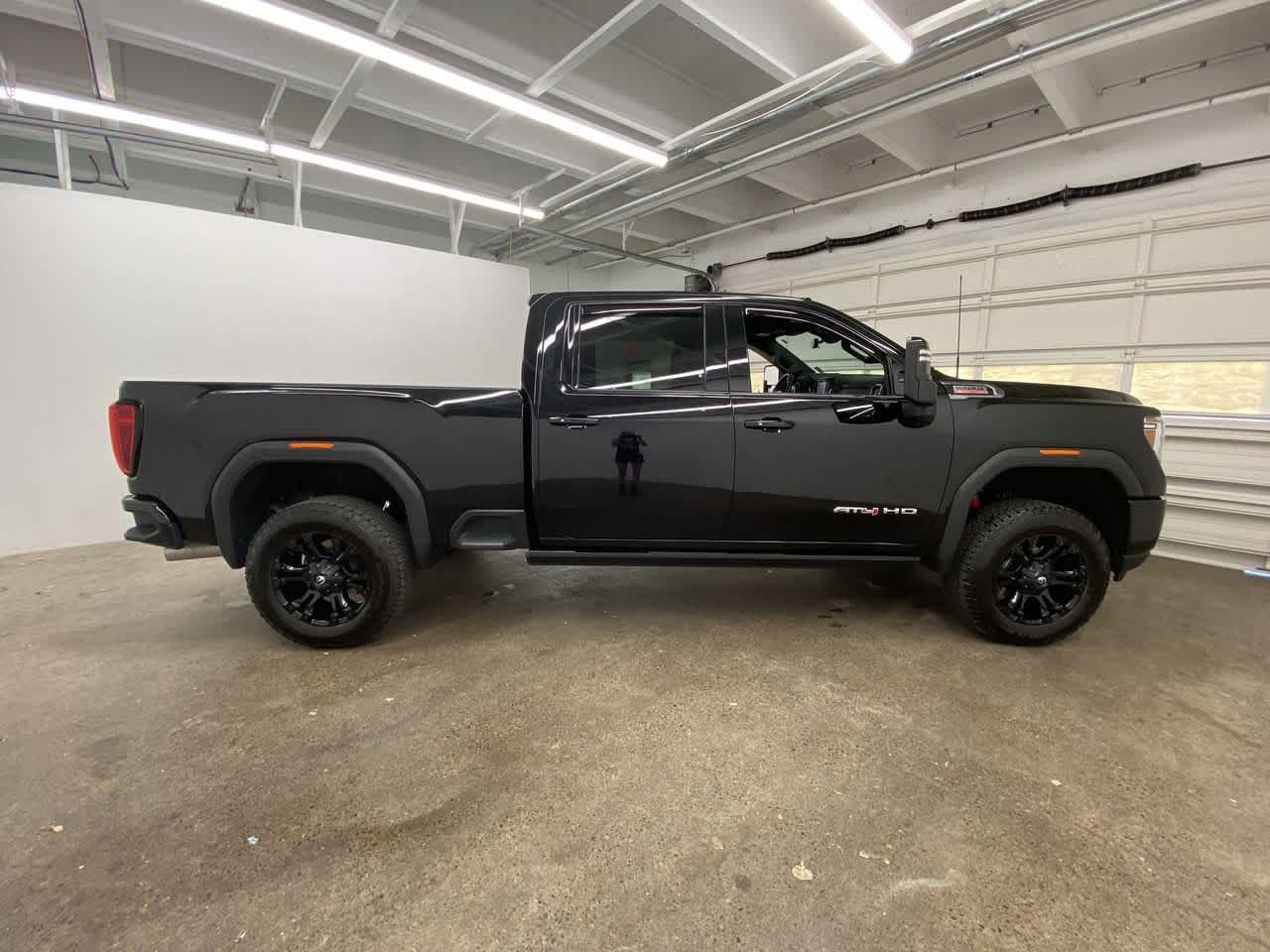 Thumbnail: 2022 GMC Sierra 3500 - 7