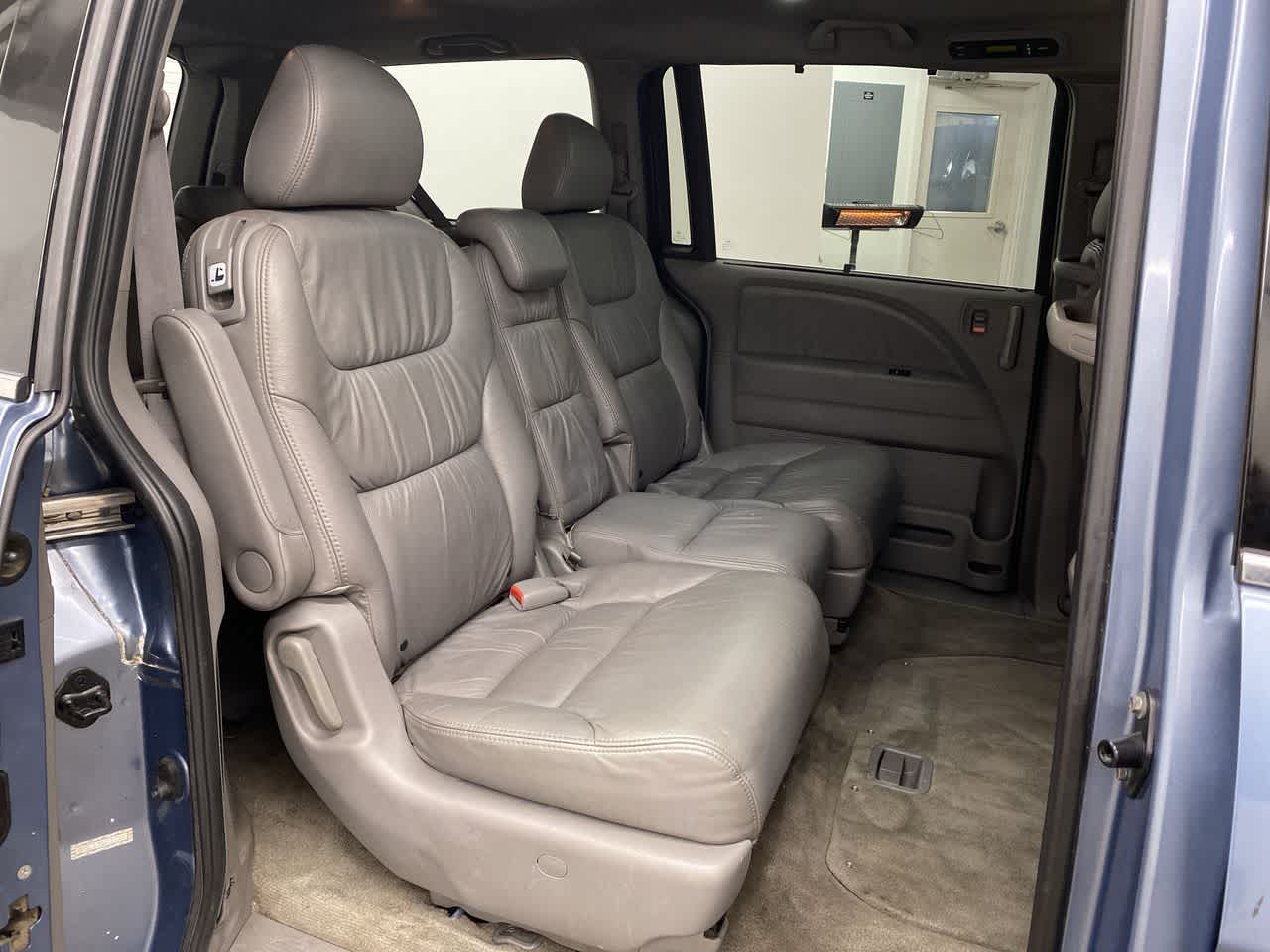 Thumbnail: 2010 Honda Odyssey - 18