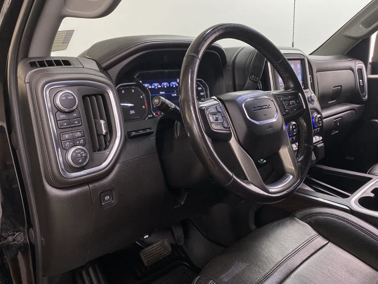 Thumbnail: 2022 GMC Sierra 3500 - 2