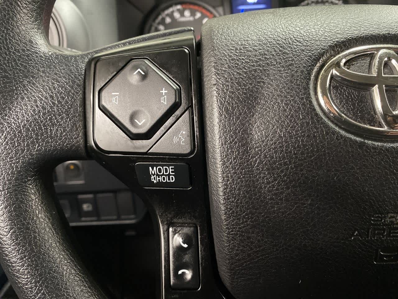 Thumbnail: 2022 Toyota Tacoma - 18