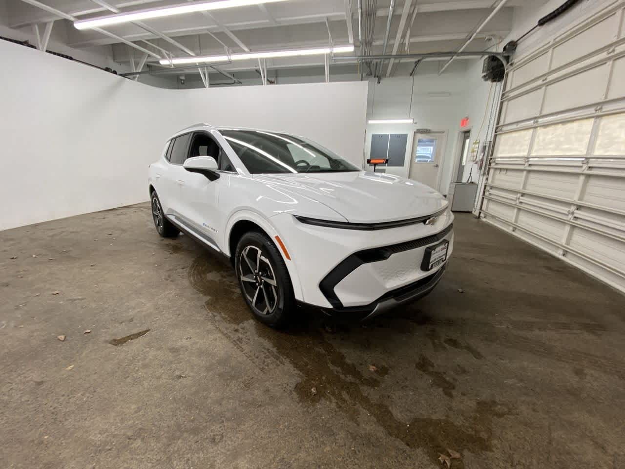 Thumbnail: 2025 Chevrolet Equinox - 8