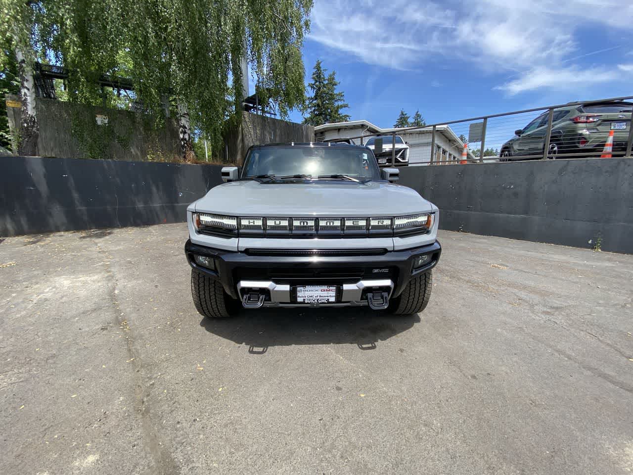 Thumbnail: 2025 GMC Hummer EV - 9