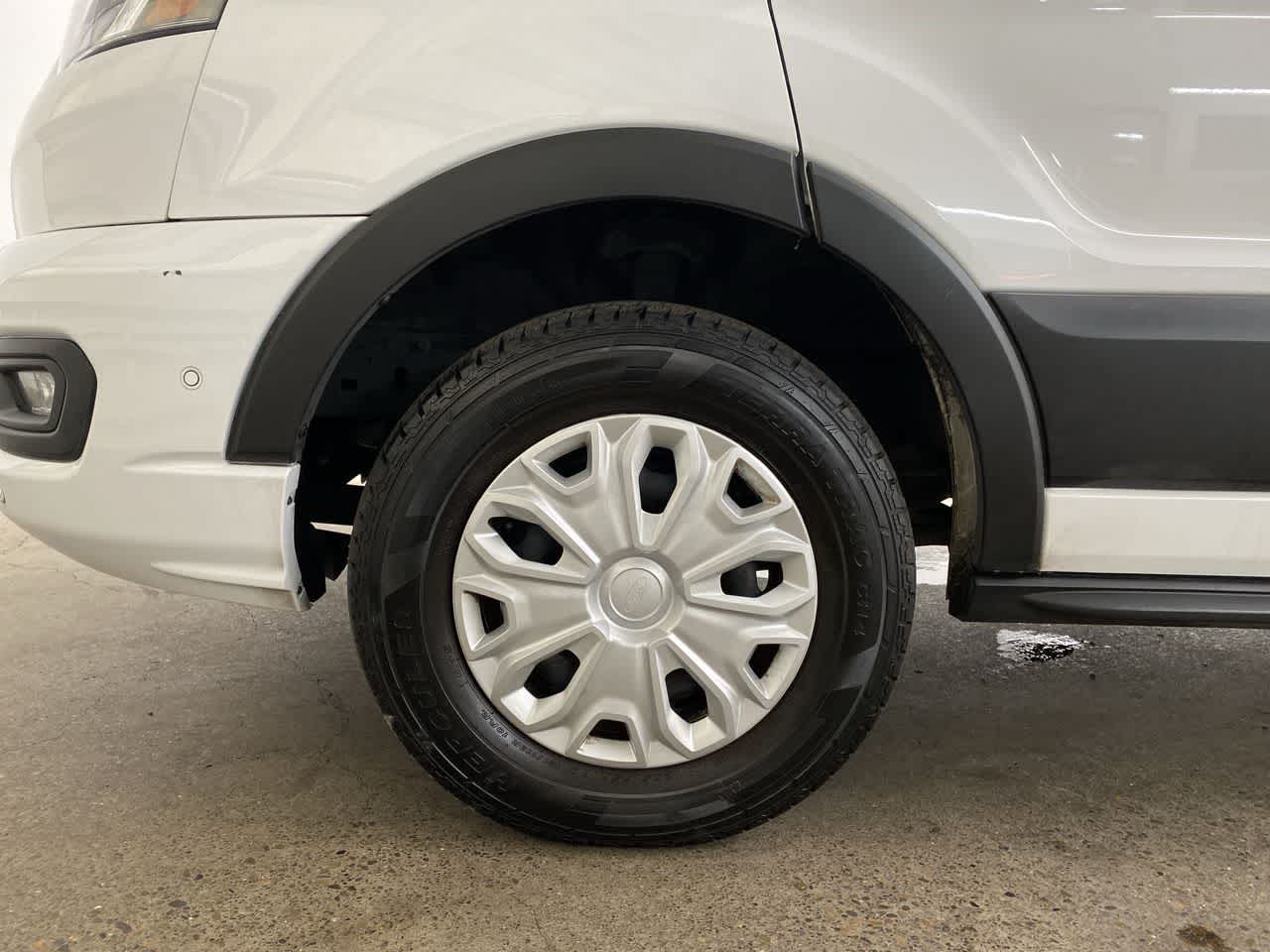 Thumbnail: 2023 Ford Econoline - 12