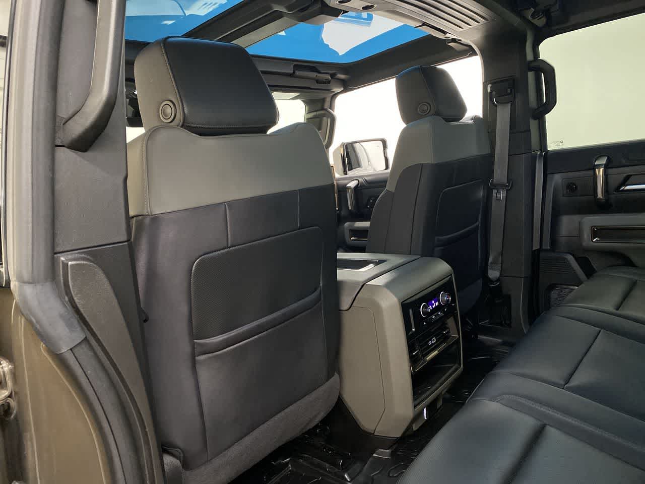 Thumbnail: 2024 GMC Hummer EV - 15