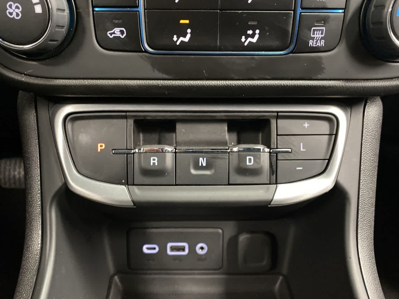 Thumbnail: 2024 GMC Terrain - 28