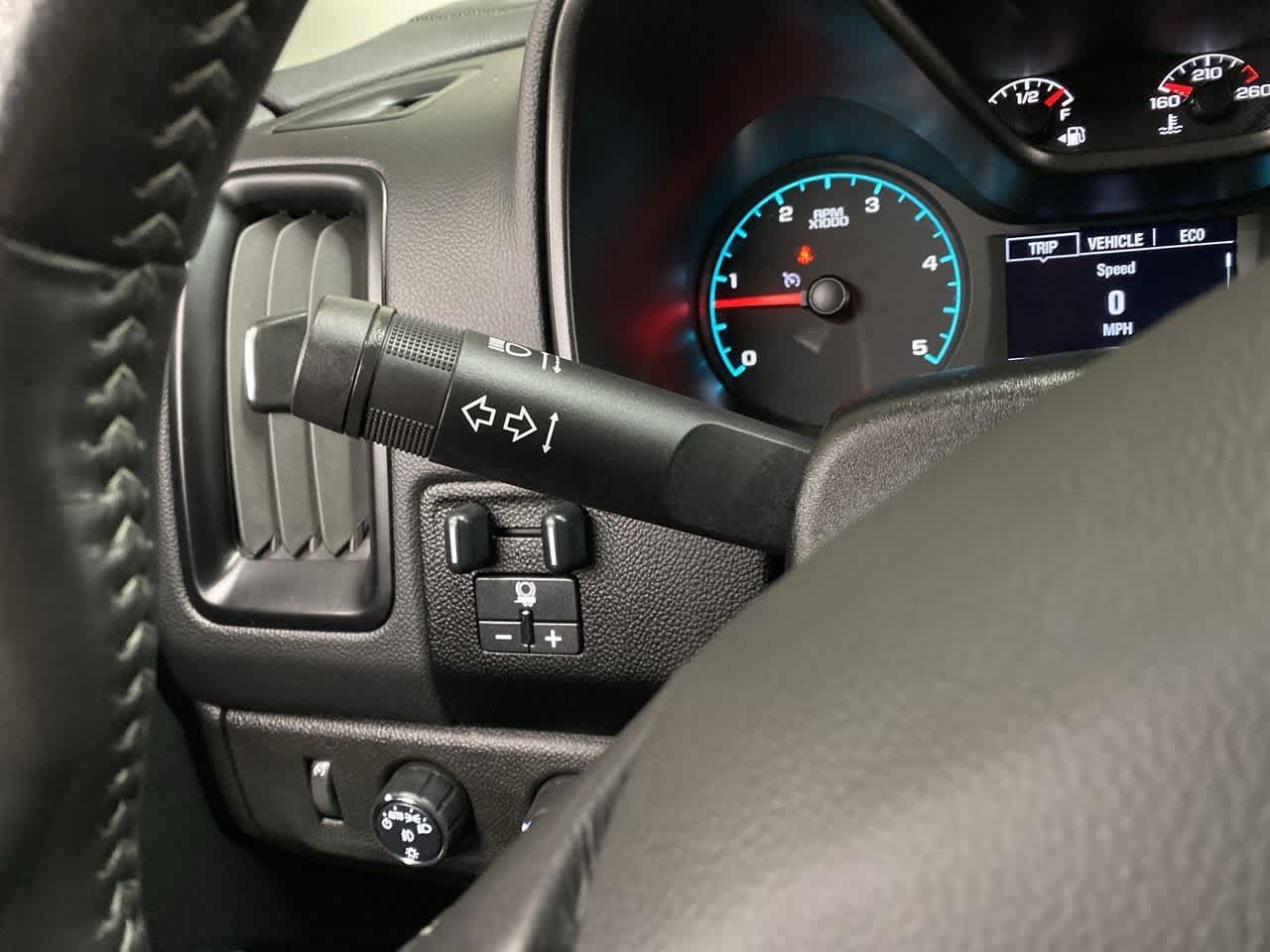 Thumbnail: 2022 Chevrolet Colorado - 23