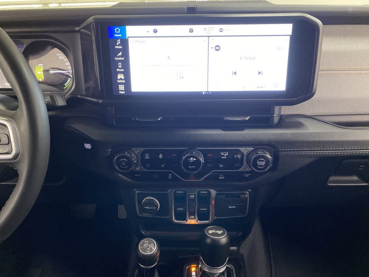 Thumbnail: 2024 Jeep Wrangler - 24