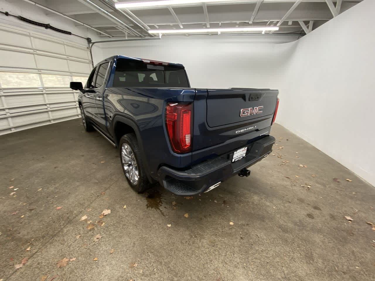 Thumbnail: 2022 GMC Sierra 1500 - 4