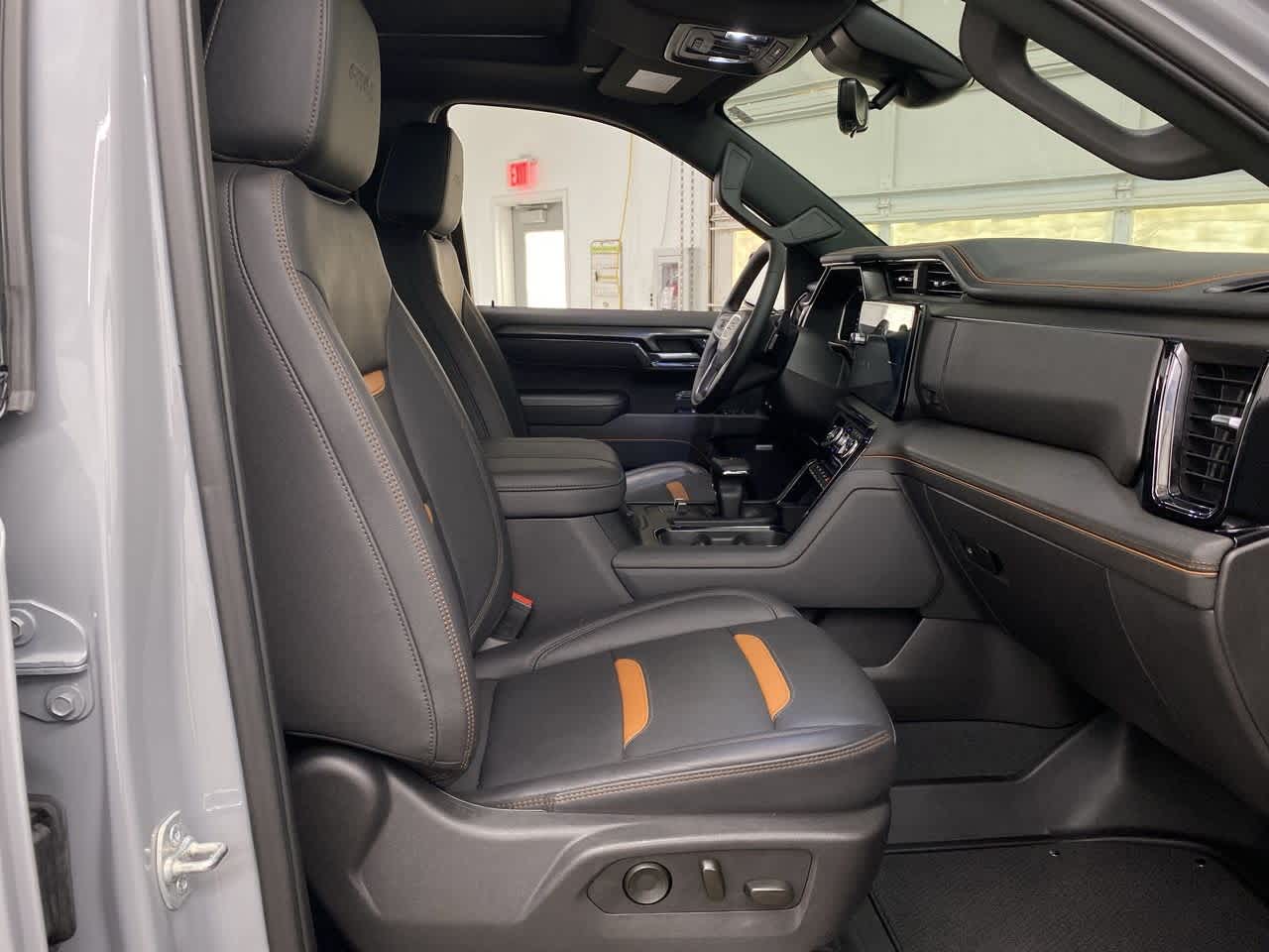 Thumbnail: 2025 GMC Sierra 1500 - 18