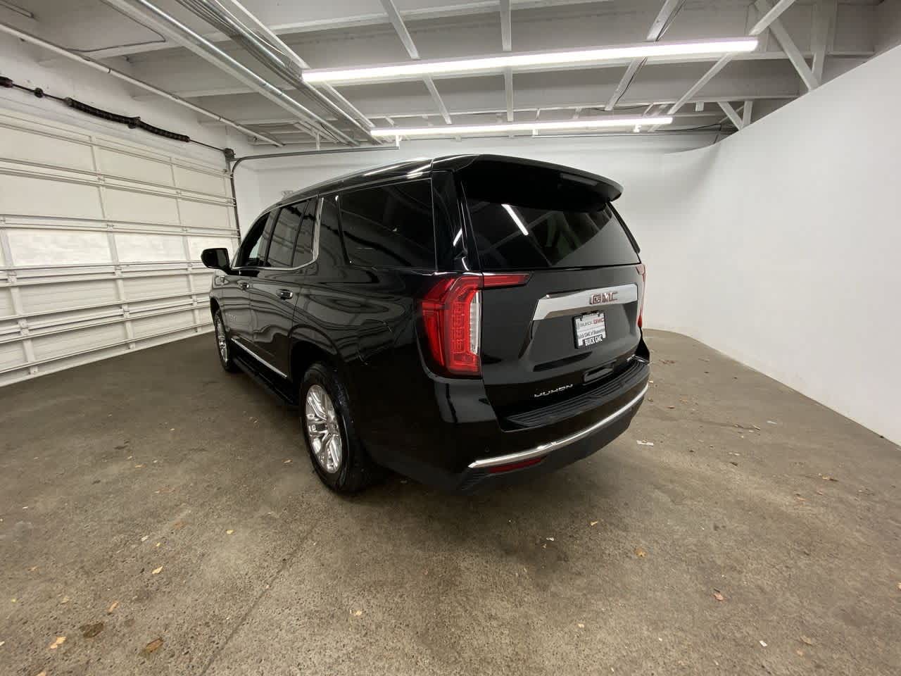 Thumbnail: 2023 GMC Yukon - 4