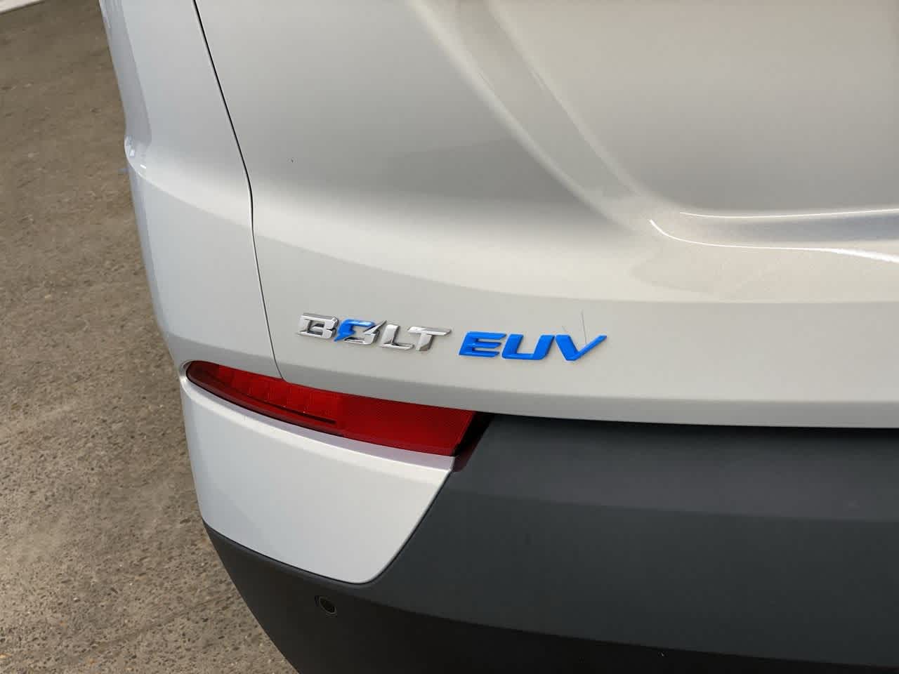 Thumbnail: 2022 Chevrolet Bolt EUV - 10