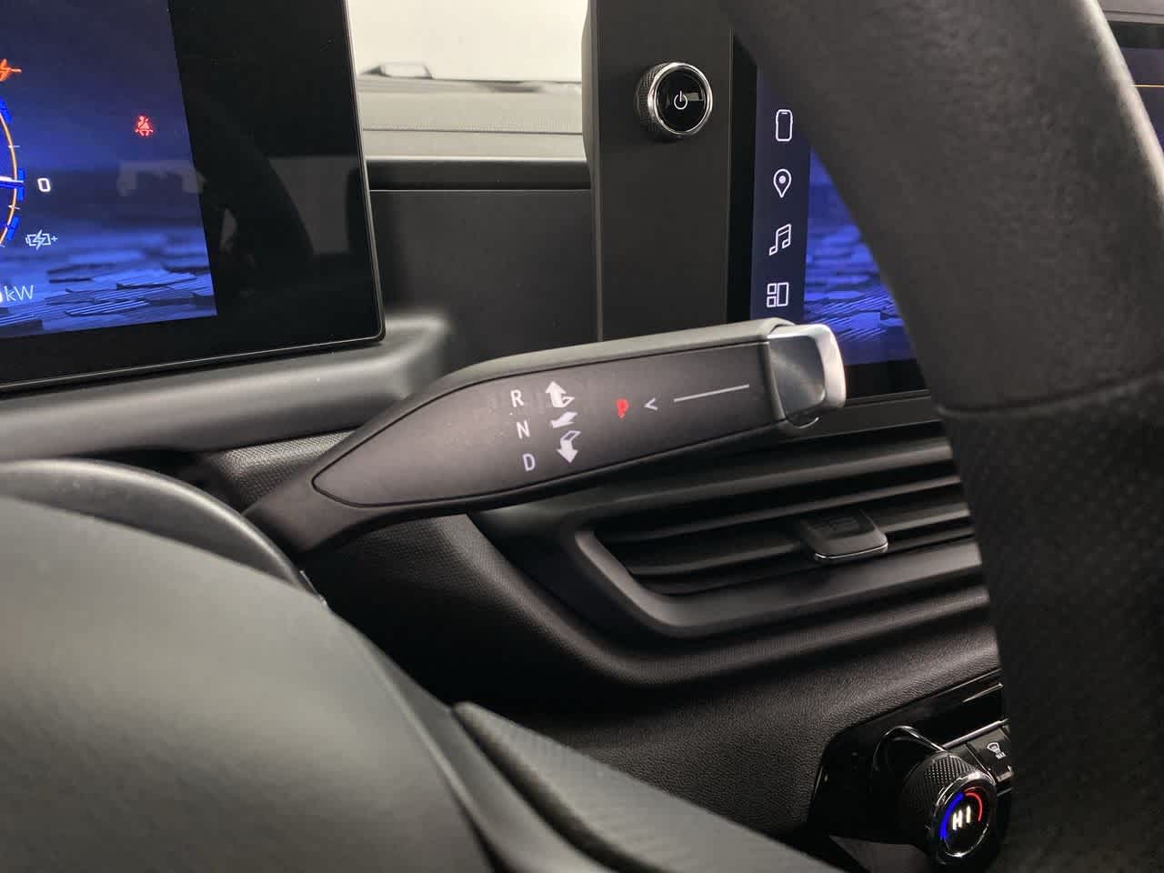 Thumbnail: 2024 Chevrolet Silverado EV - 25