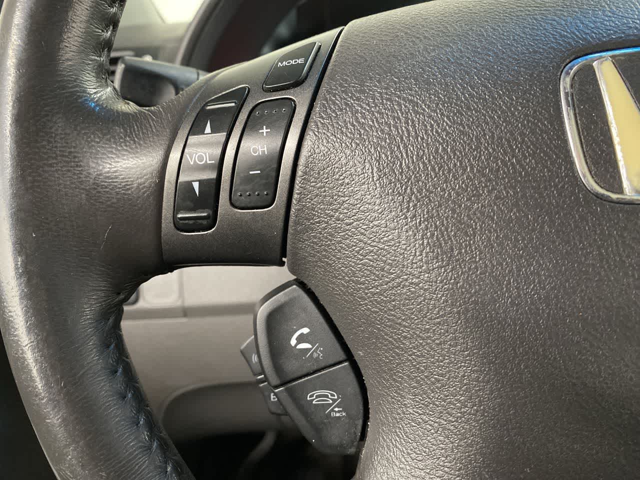 Thumbnail: 2010 Honda Odyssey - 21