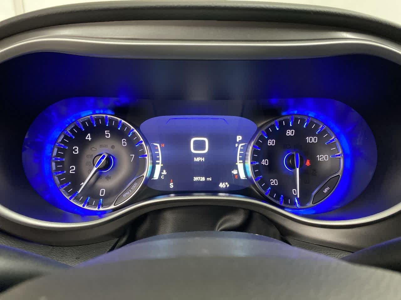 Thumbnail: 2024 Chrysler Pacifica - 26