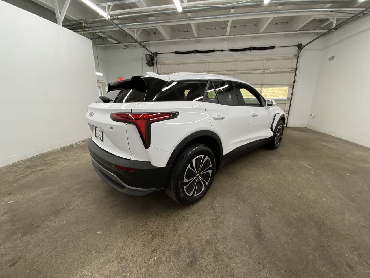 Thumbnail: 2024 Chevrolet Blazer EV - 6